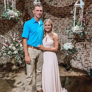 Meet your Posher, Carlie